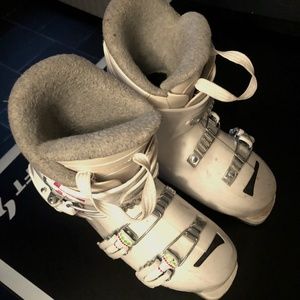 Rossignol Ski Boots - Size 21.5